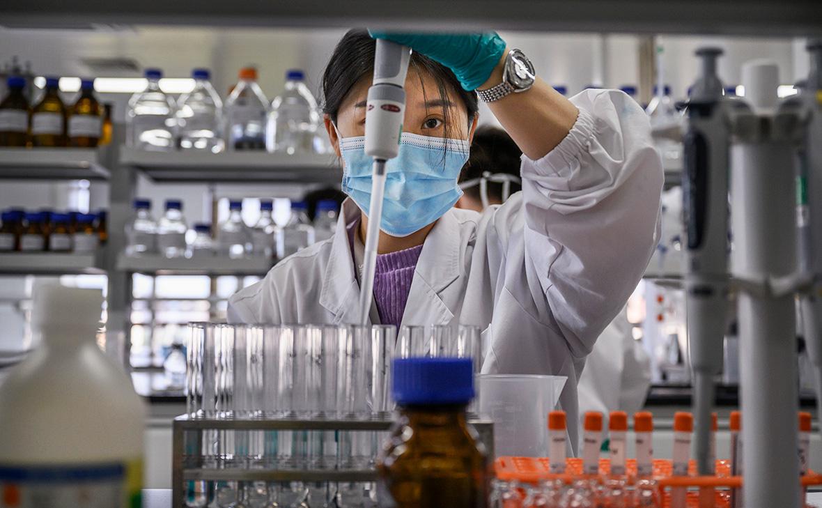 Reuters узнал, что США признались в дискредитации вакцины Китая от COVID