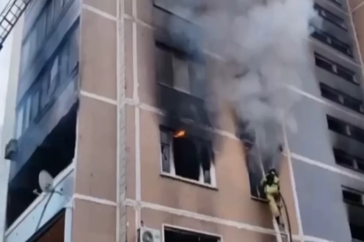 В Ульяновске потушили пожар в многоэтажке, где погибли три человека