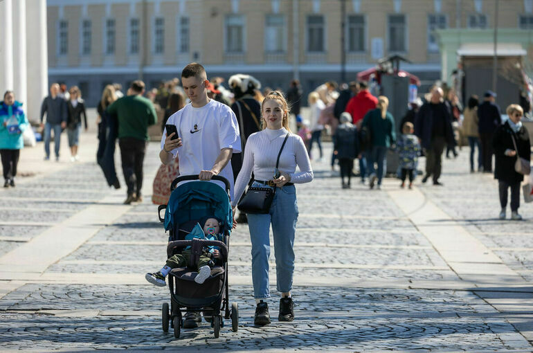 В вузах планируют создать условия для проживания родителей с детьми в общежитиях