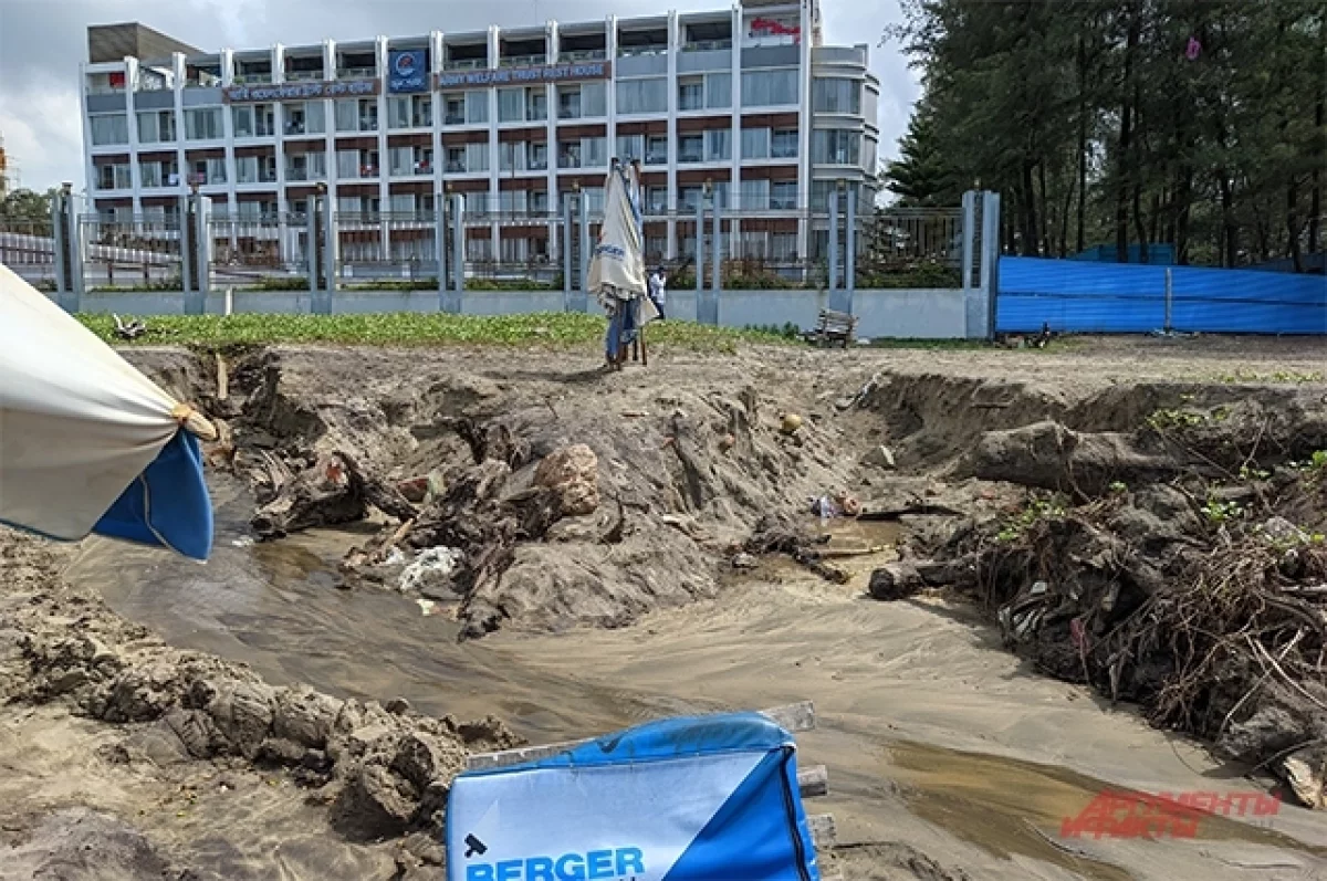 ВС Бангладеш взяли под контроль города после гибели 105 человек в протестах