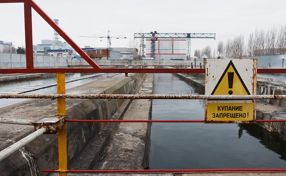 Власти ограничили активность в пруду-охладителе Курской АЭС и на берегу