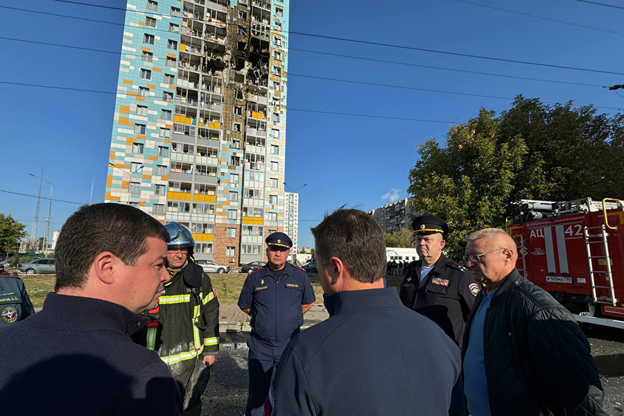 Жителей верхних этажей дома в Раменском отселят из-за удара дрона