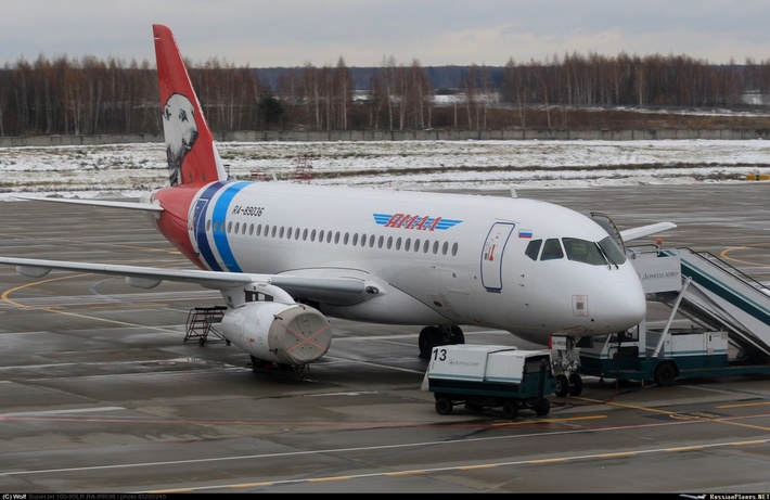 Авиакомпания «Ямал» получила очередные гражданские самолеты Sukhoi Superjet-100