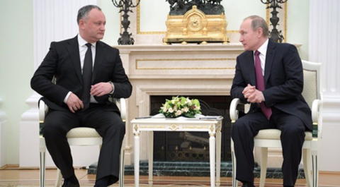 Путин и Додон обсудили Приднестровье и мигрантов