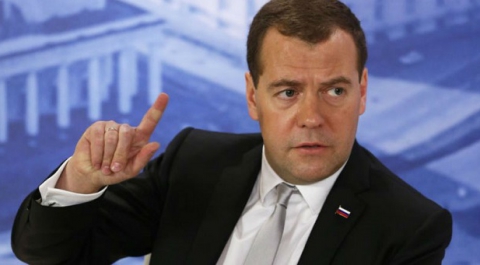 Медведев обещает и дальше развивать импортозамещение