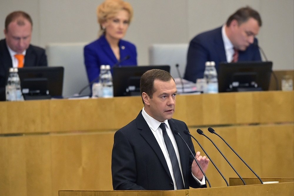 Медведев выступил против повышения налогов в 2017 году