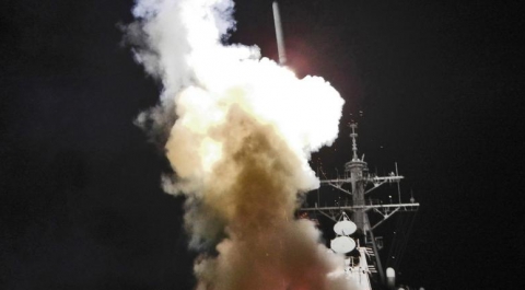 США нанесли ракетный удар по авиабазе ВВС Сирии