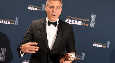 Джордж Клуни продал производство текилы за $1 млрд