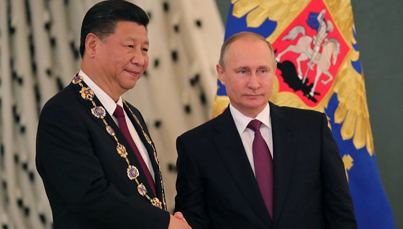 Бывший аналитик ЦРУ: Тандем России и Китая меняет баланс мировых сил
