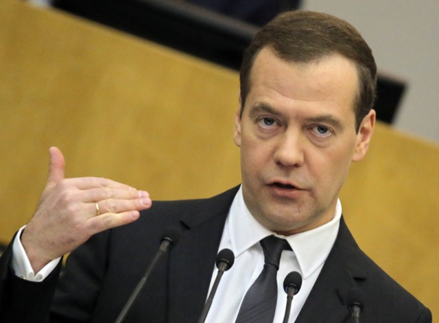 Медведев выделил 2 млрд рублей ипотечным заемщикам