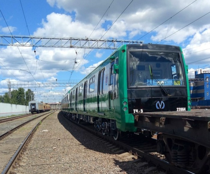 Новые вагоны метро для Москвы и Санкт-Петербурга