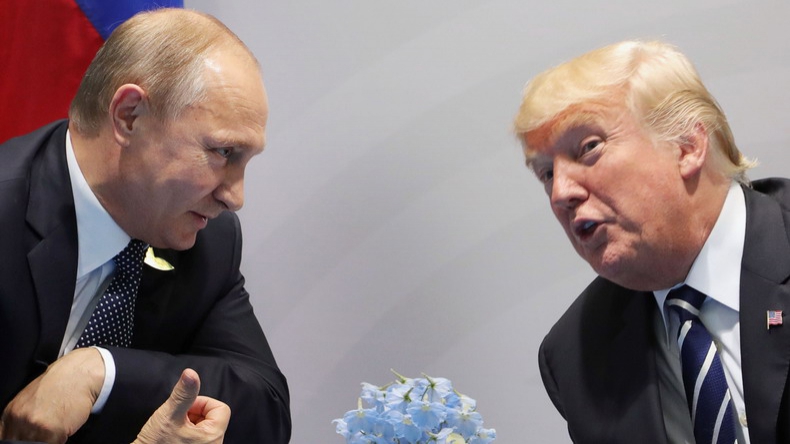 Стало известно, какие темы обсуждали Путин и Трамп