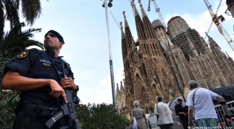 Власти Испании делают все возможное для защиты туристов