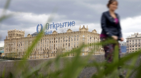Банк России ввел временную администрацию в "Открытие"