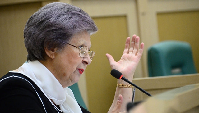 Сенатор Горячева возмутилась "сверхвысокими" ценами в столовой Совфеда