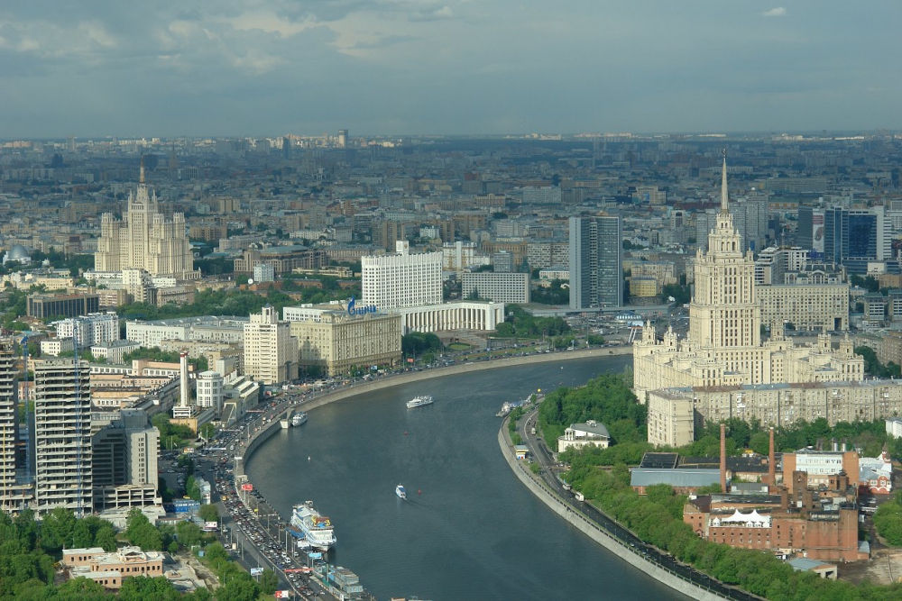 Рынок недвижимости в Москве продолжает сжиматься