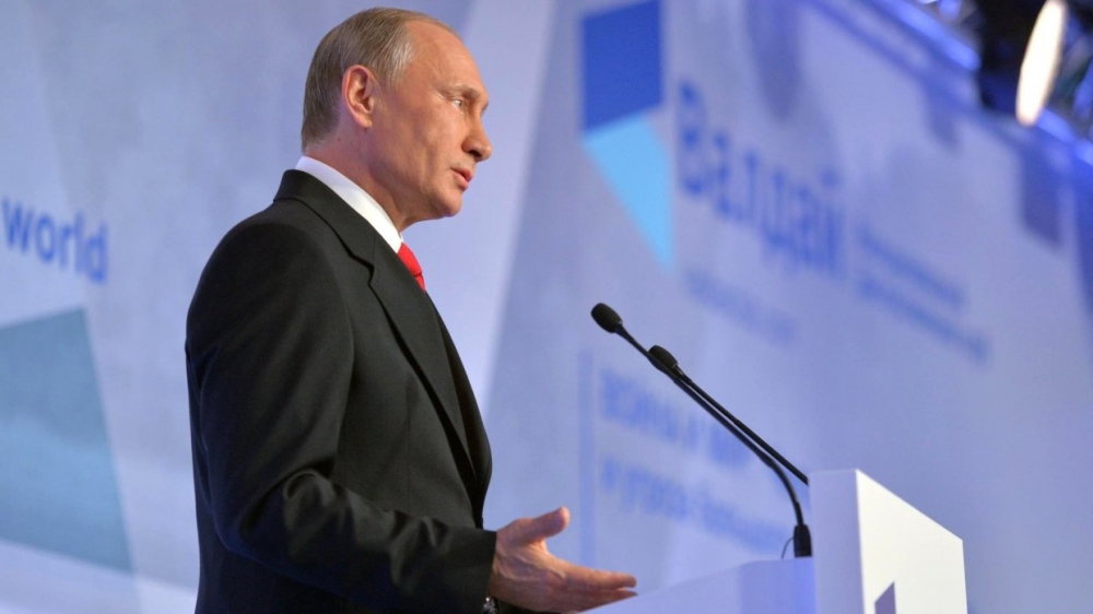 Путин допустил, что следующим президентом РФ может быть женщина