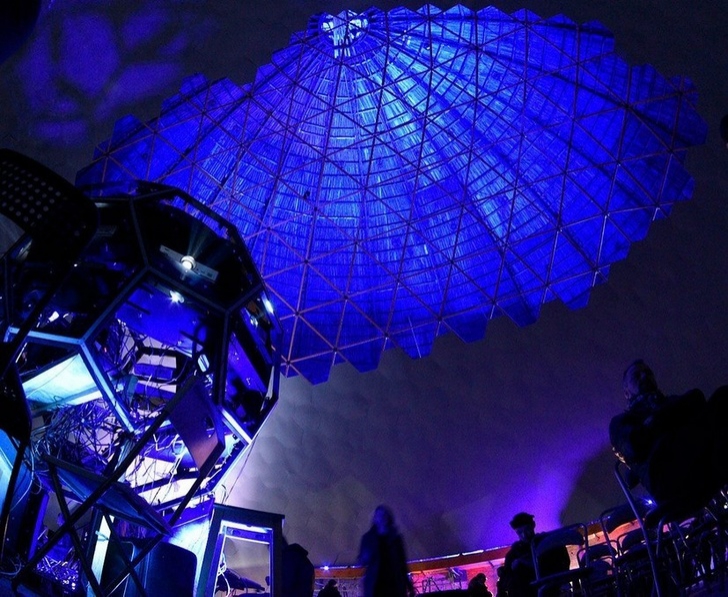 Крупнейший планетарий мира открыли в Санкт-Петербурге