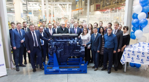 КАМАЗ запустил новый конвейер по производству двигателей Р6