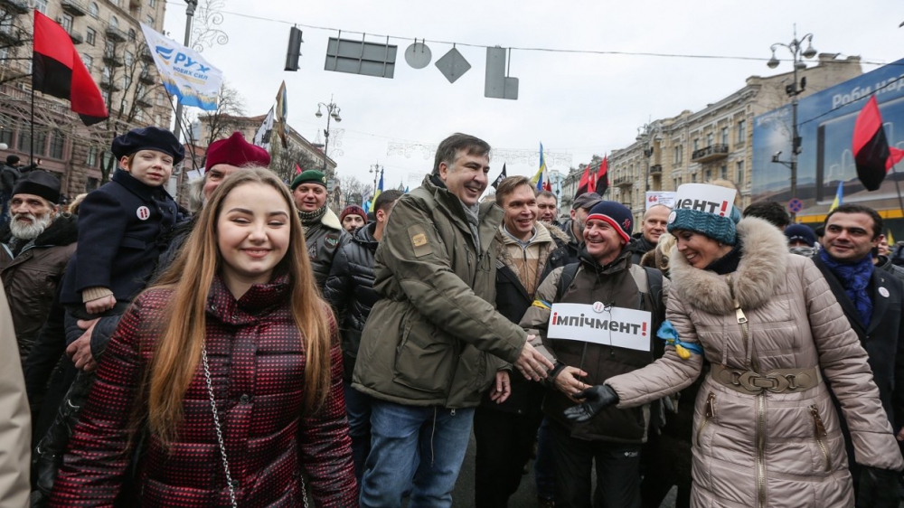Около 50 тыс. человек в Киеве вышли на марш за импичмент Порошенко