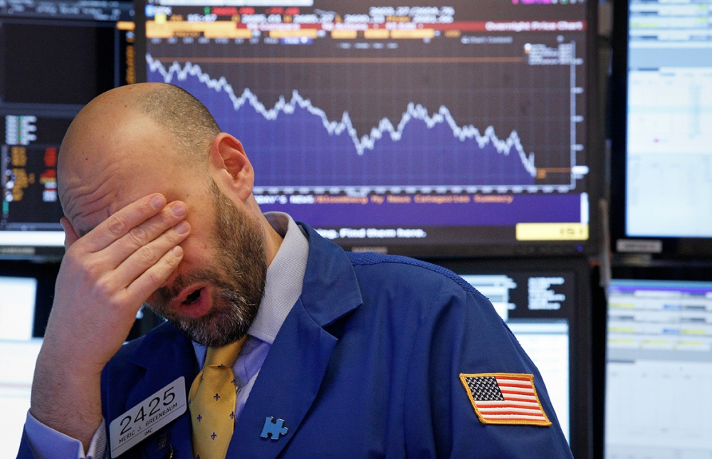 Dow Jones и S&P 500 упали на 10% с конца января