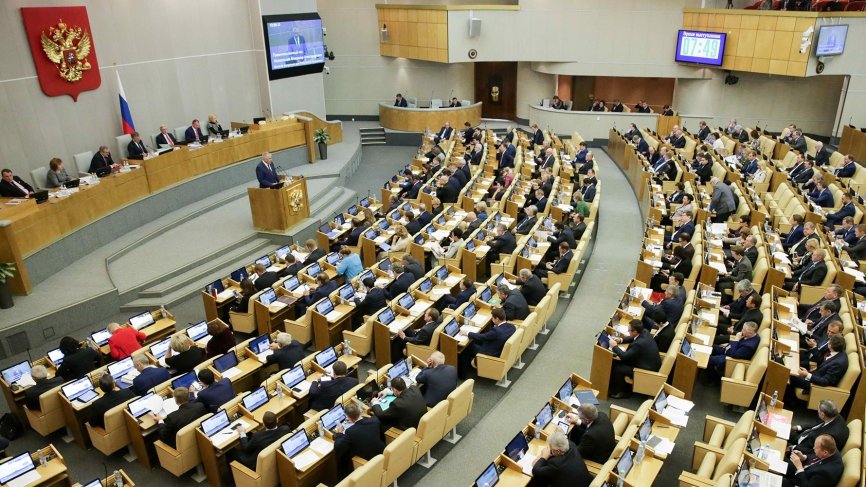 В Госдуму внесен законопроект о возвращении России к летнему времени