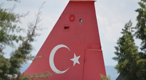 Военный самолет разбился в Турции: есть жертвы