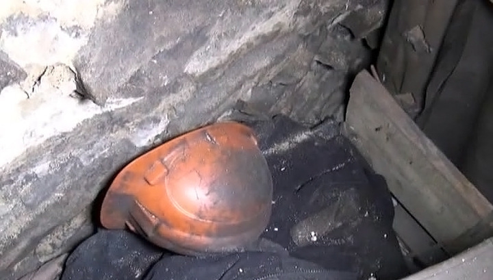 При обрушении на кемеровской шахте погиб человек