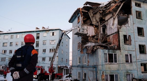 СК подтвердил гибель человека при взрыве газа в жилом доме в Мурманске