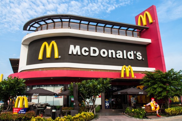 «Долларовое меню» обрушило стоимость акций McDonalds