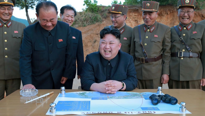 Ким Чен Ын впервые встретился с делегацией Южной Кореи