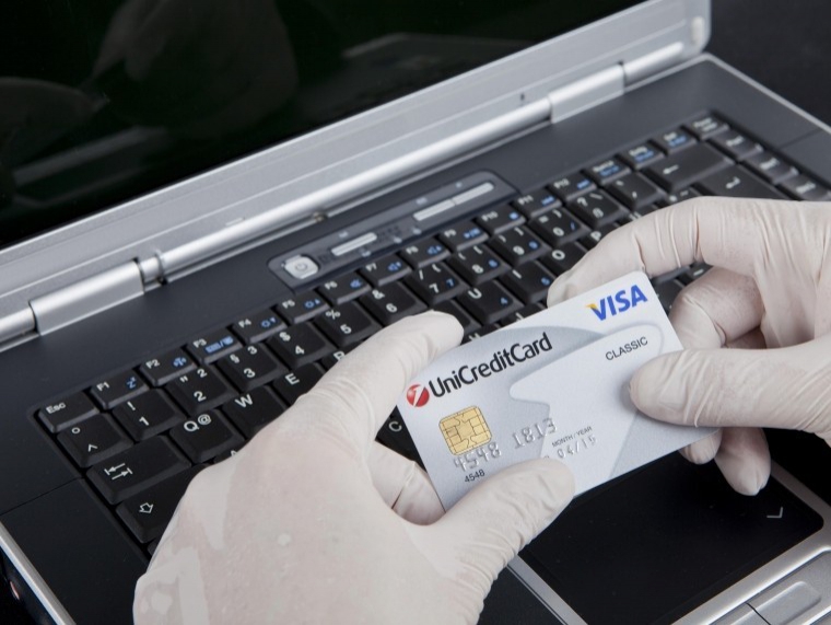 Ушлые американские хакеры похитили данные пяти миллионов банковских карт