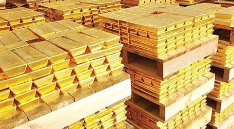 Запасы золота в резервах России за март выросли почти на 10 тонн