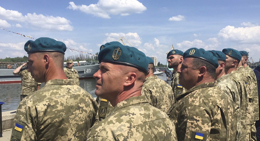 Морпехи Украины отказались подчиняться Порошенко