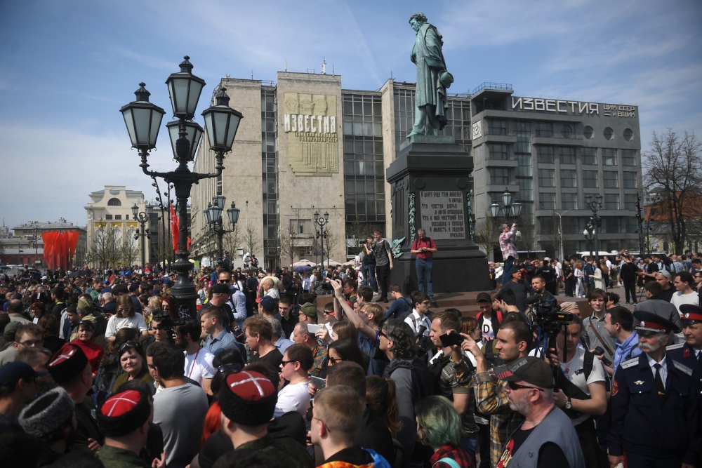 Полиция Москвы сообщила о задержании 300 человек на несогласованной акции