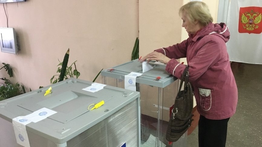 Кумин от КПРФ сдал в Мосгоризбирком документы для регистрации кандидатом в мэры