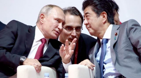Абэ предложил добиться понимания Японии и России по вопросу мирного договора
