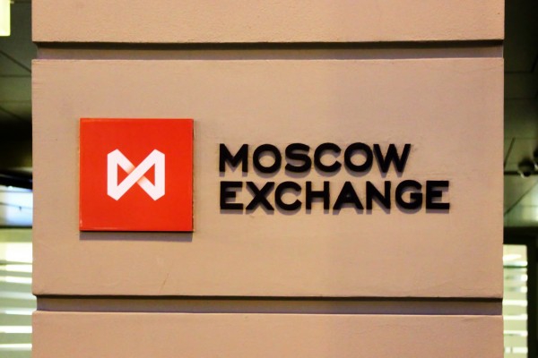 Московская биржа открылась на повышении
