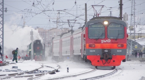 Поезд насмерть сбил мужчину в Москве