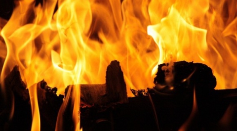При пожаре в частном доме в Казани погибли шесть человек
