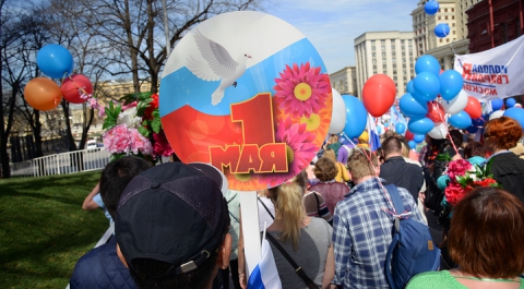 В мае россиян ожидают рекордно длинные каникулы