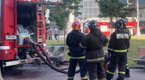 Четыре человека погибли во время пожара в Москве