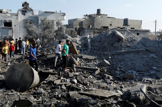 Не менее 15 палестинцев погибли при ударе ВВС Израиля по сектору Газа
