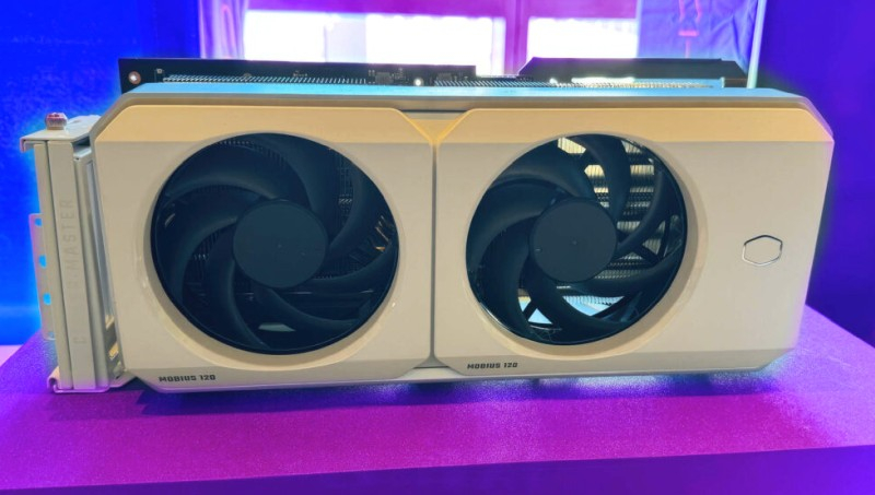 Cooler Master представила рамку для установки стандартных компьютерных вентиляторов на любые видеокарты