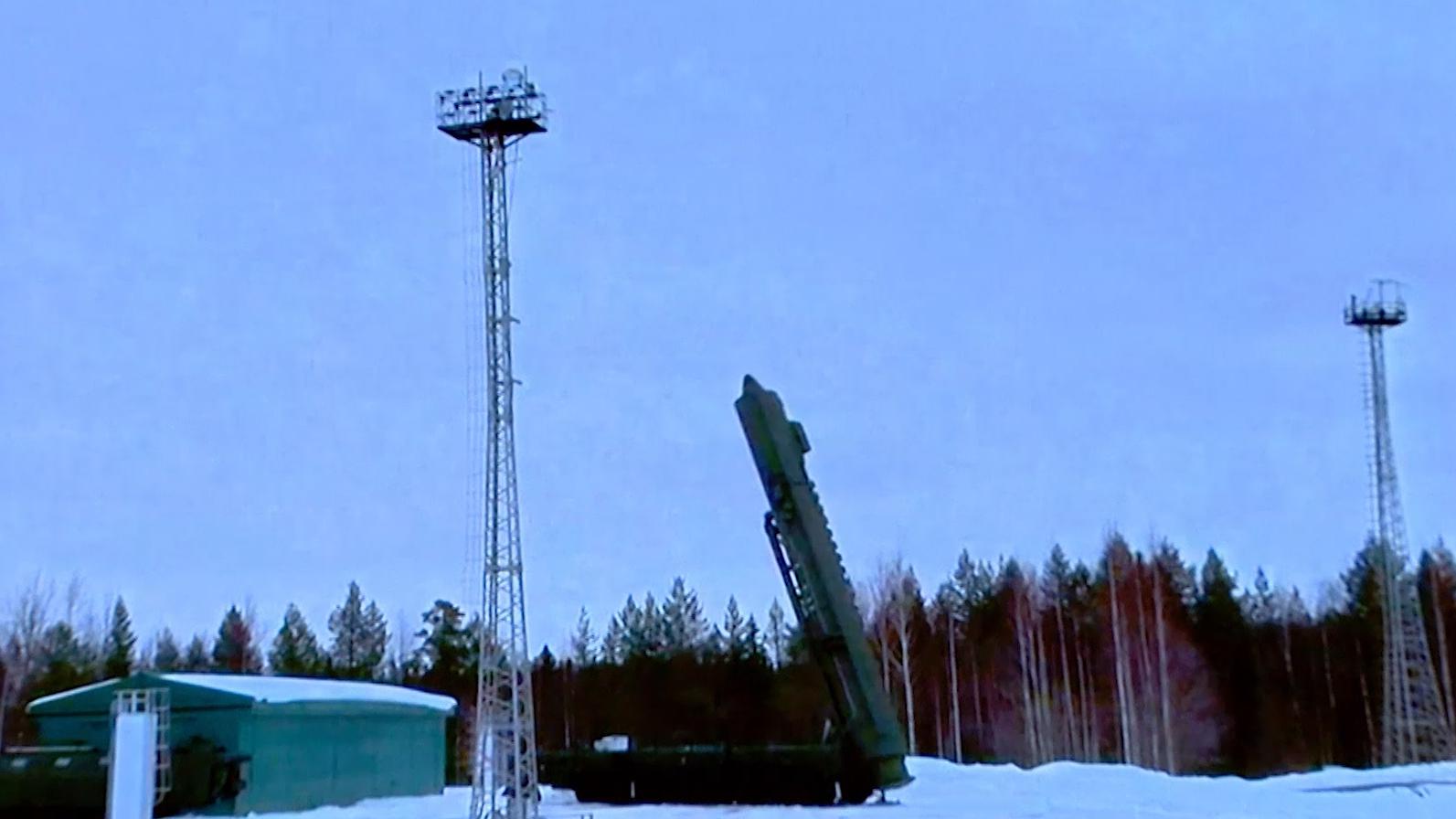 Минобороны сообщило об учебном пуске баллистической ракеты «Ярс»
