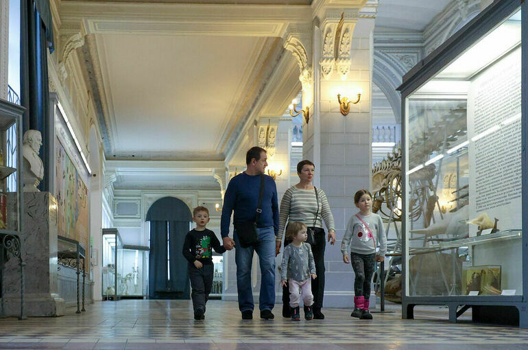 «Справедливая Россия» внесла в Госдуму законопроект о статусе многодетной семьи