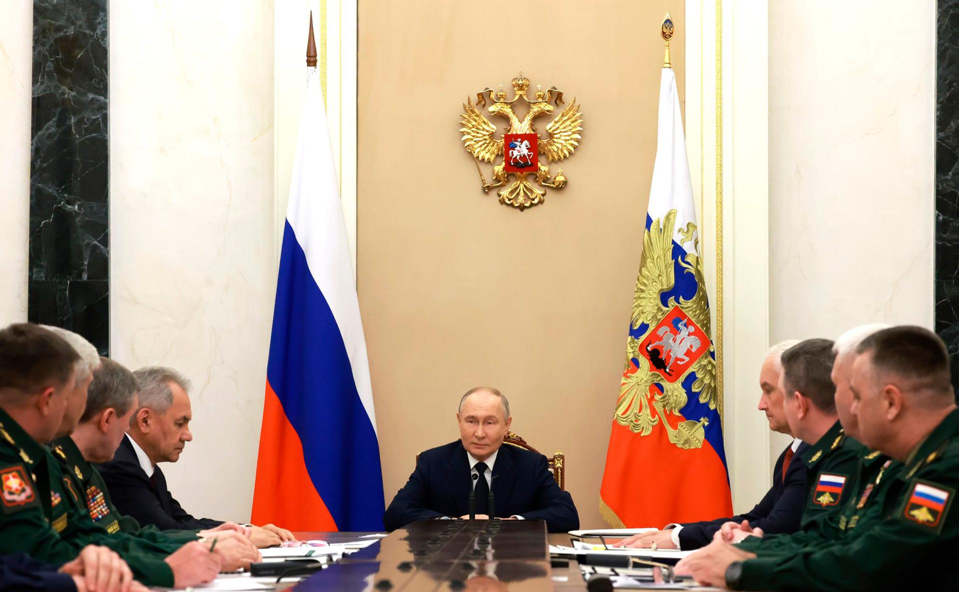 Путин заявил об отсутствии планов по изменениям в Генштабе