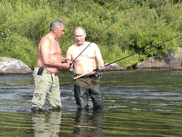 Путин разрешил Шойгу завести целых 11 заместителей