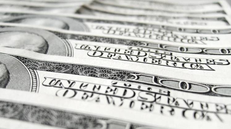 Доллар превысил отметку в 97 рублей впервые с 25 марта 2022 года