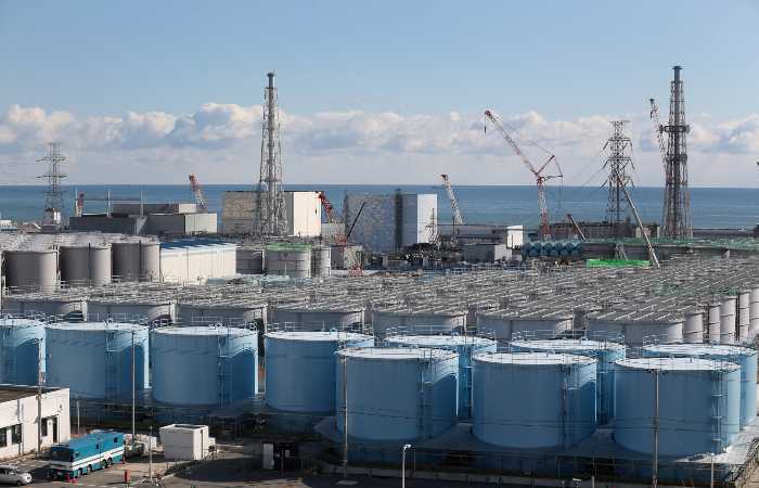 Япония приняла решение о начале сброса воды с АЭС "Фукусима-1" с 24 августа